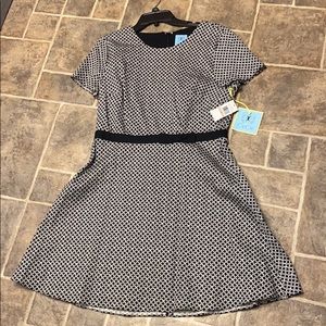 Black and white dress, back zip